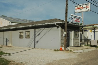 Enlarge photo 108