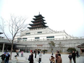 Enlarge photo 176