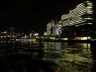 Enlarge photo 100