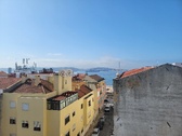 Enlarge photo 215