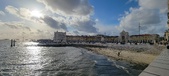 Enlarge photo 143