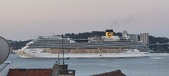 Enlarge photo 554