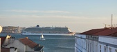 Enlarge photo 215