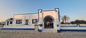 Enlarge photo 440