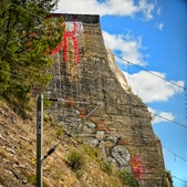 Enlarge photo 320