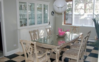 Enlarge photo 23