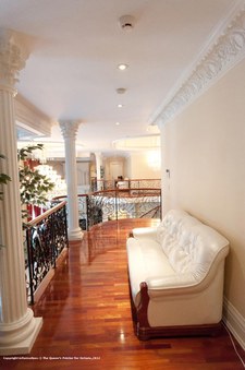 Enlarge photo 60