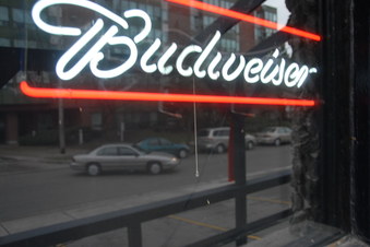 BUDWEISER