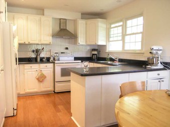 1332 Gatehouse Drive