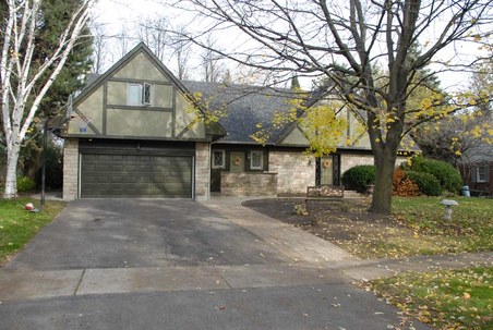 1515 Tecumseh Park Drive MISSISSAUGA