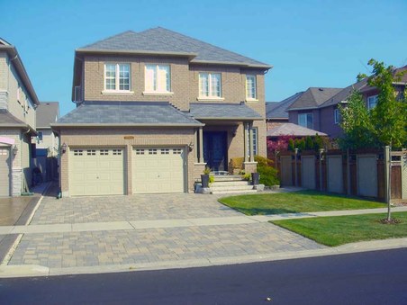 165 Rouge Bank Dr MARKHAM