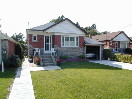 16 Glen Gannon Drive