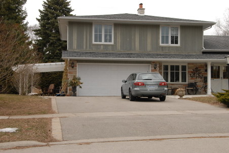 1525 Stonehaven Drive