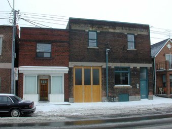 924 Ossington Suite 203