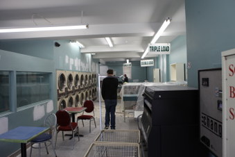 1st Choice - Kingston Rd Coin Laundry