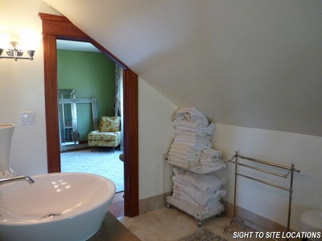 Enlarge photo 44