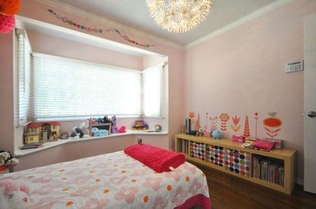 Enlarge photo 33