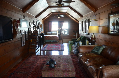 Enlarge photo 63