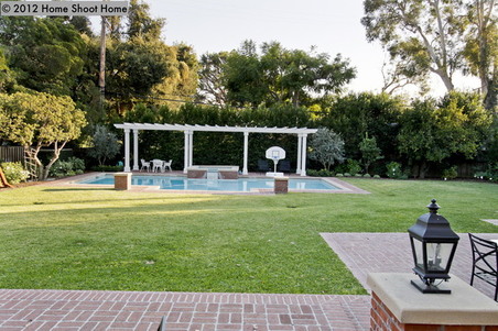 Enlarge photo 53