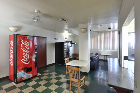 Enlarge photo 9