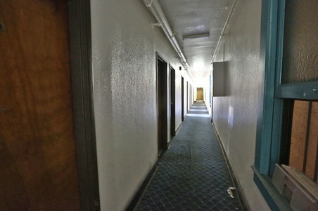 Enlarge photo 14