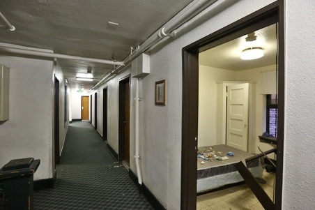 Enlarge photo 25