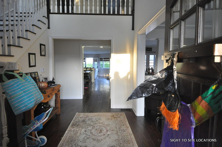 Enlarge photo 2
