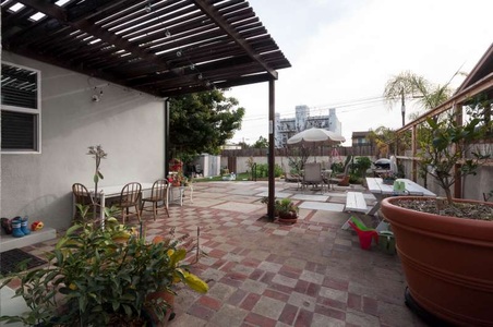 Enlarge photo 8