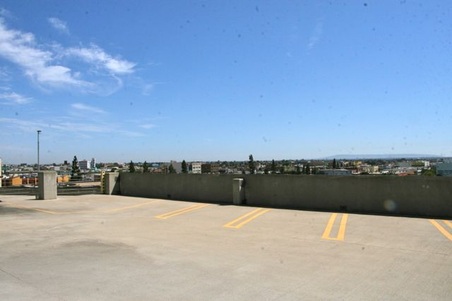 Enlarge photo 24