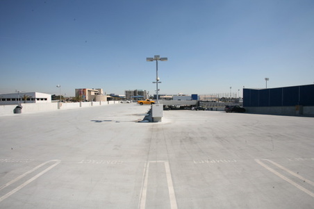 MNM 499 Parking Structure