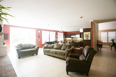 Enlarge photo 18