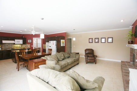 Enlarge photo 19