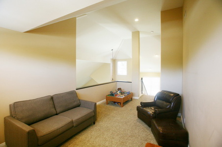 Enlarge photo 47