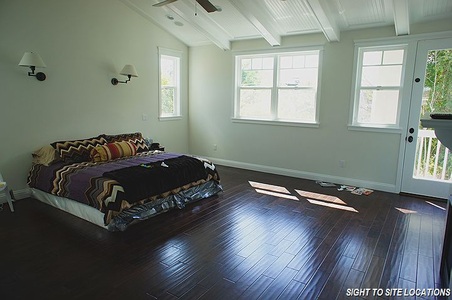 Enlarge photo 41