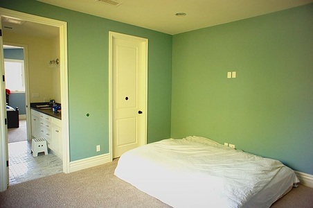 Enlarge photo 57