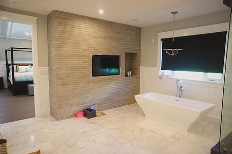 Enlarge photo 56