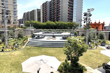 Enlarge photo 193