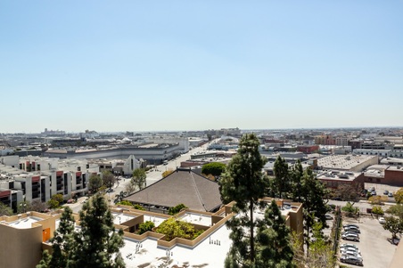Enlarge photo 98