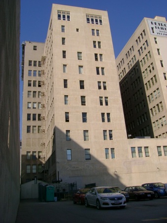 Enlarge photo 89