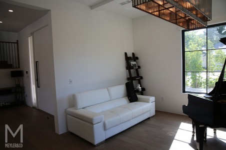 Enlarge photo 6