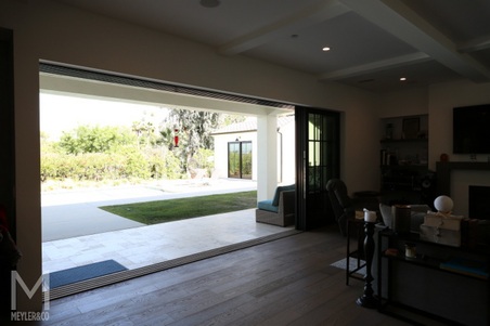 Enlarge photo 24