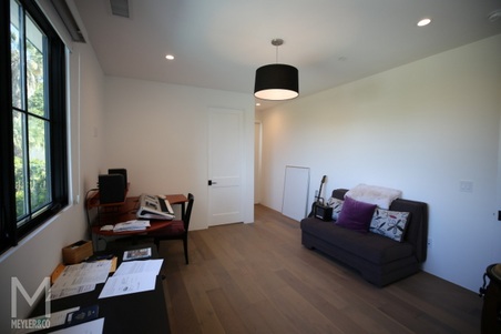 Enlarge photo 39