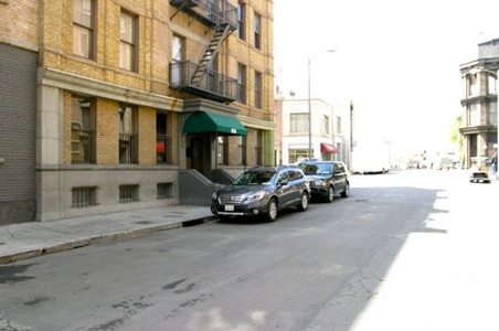 Enlarge photo 33
