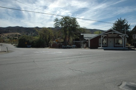 Hemme Hay & Feed - Leona Valley