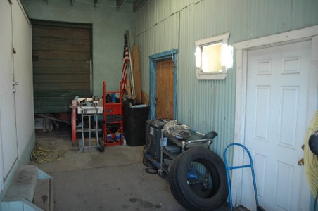 Enlarge photo 24