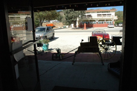 Enlarge photo 47