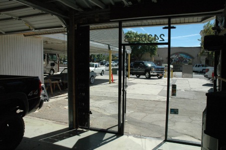 Enlarge photo 37