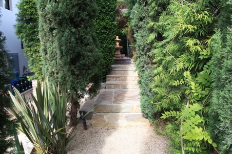 Enlarge photo 79