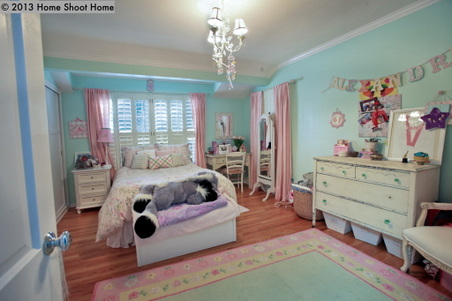 Enlarge photo 16