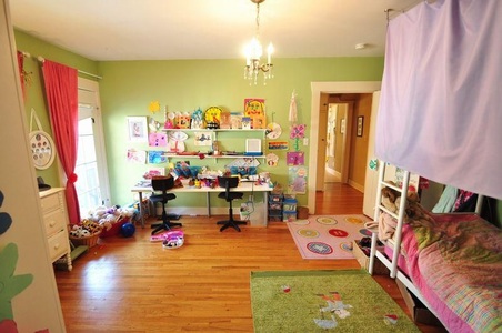 Enlarge photo 17